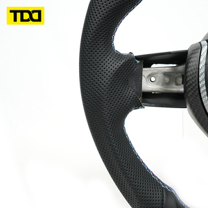 Volant en cuir TDD compatible avec BMW M Sport F10 F30 E90 M4 M5 - Product Image 3