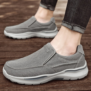 Tattel Men's Canvas Slip-On Shoes Thick Sole Cushioned Daily Wear Low Heel Size 48 - Product Image 2