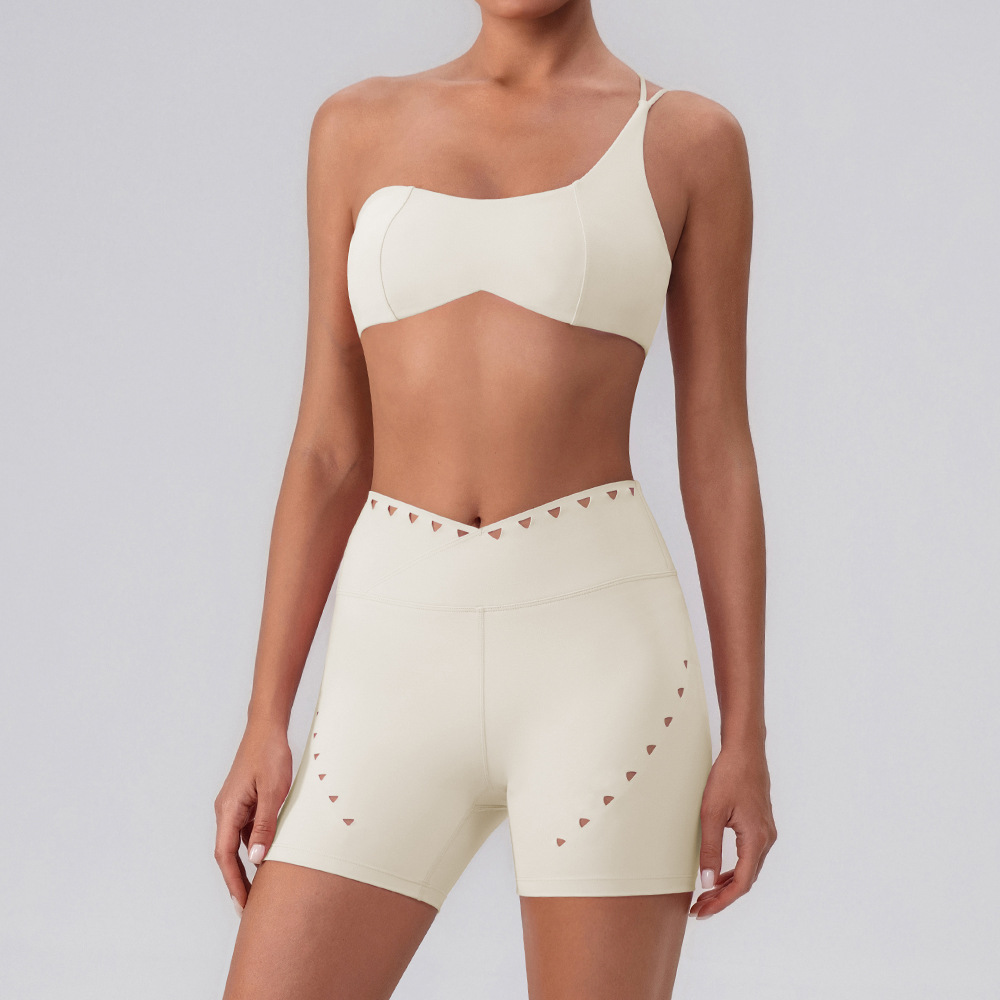 Apricot short