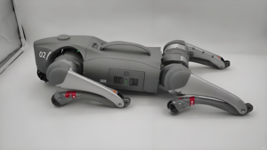 La Batería Go2 Está Equipada con Indicadores LED. El robot perro Go2 ofrece una fuente de energía de larga duración. - Product Image 6