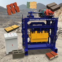 Machine à fabriquer des blocs 5000 KAIDONG QT4-40 semi-automatique pour blocs creux, briques de ciment avec pompe
