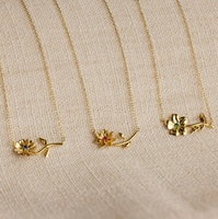 18k Or Fleur Pierre de Naissance Collier Femmes Mode Colliers 2025 Pendentifs pour Collier Ensembles pour Femmes Bijoux