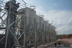 Silos de Almacenamiento de Granos de Maíz para Alimentación de Pollos, Capacidad de 20 Toneladas, para Granjas Avícolas, en Venta - Product Image 4