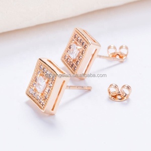 ต่างหูเพชรทรงสามเหลี่ยมทอง 18k ราคาถูก ขายส่ง กวางโจว - Product Image 3