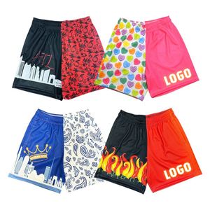 Diseña tus propios pantalones cortos de baloncesto con colores divididos, entrepierna de 5 pulgadas, de una sola capa, para hombre, 100% poliéster, pantalones cortos casuales de malla. - Product Image 1