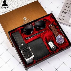Set de Regalo de 6 Relojes para Hombre para San Valentín, Cumpleaños y Otras Ocasiones - Caja de Reloj de Cuero PU con Serigrafía Negra/Marrón - Product Image 6