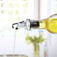 オイルボトルストッパー酢ボトルはABSロックプラグシール漏れ防止食品グレードのプラスチックノズル噴霧器酒ディスペンサーワイン