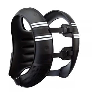 Chaleco con Peso Ajustable y Ecológico con Pesas de Hierro para Ejercicio Físico, Alivio del Estrés y Capacidad de 20 oz - Para Hombre - Product Image 1