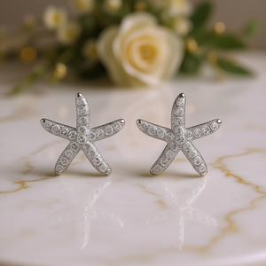 Pendientes de Diamantes Estrella de Mar en Oro Blanco, Corte Brillante Redondo, Color G, Diamantes Naturales, Clásicos para Uso Diario de Mujer - Product Image 2