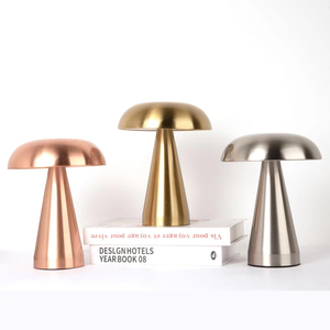 โคมไฟตั้งโต๊ะห้องนอนห้องนั่งเล่นแบบหรูหรา, โคมไฟเหล็กแบบชาร์จไฟได้พร้อมระบบควบคุมแบบสัมผัส - Product Image 2