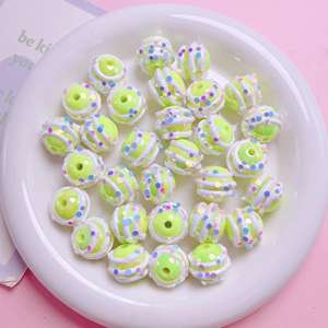 Perles acryliques 3D peintes à la main, perles colorées en forme de diamant, perles lâches de 16 mm de forme irrégulière pour chaîne de téléphone portable DIY - Product Image 4