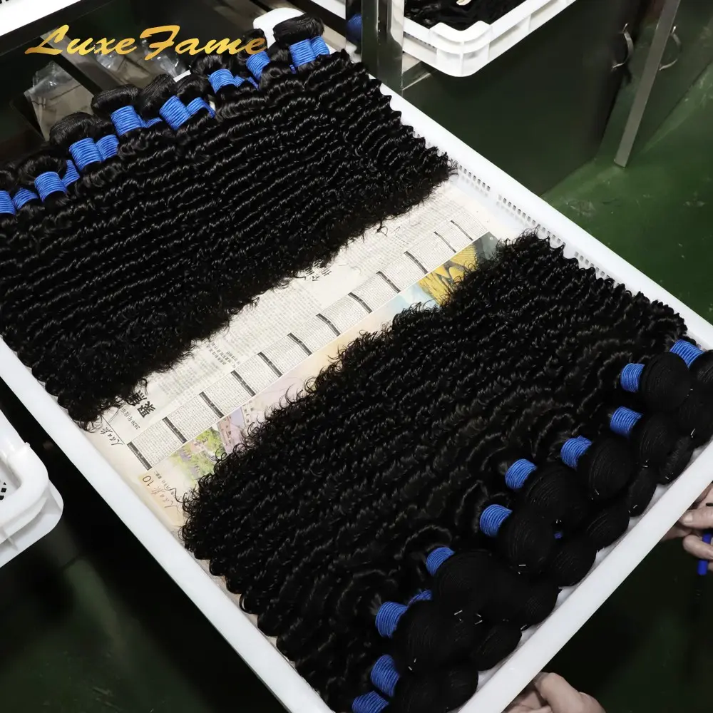 I capelli umani vergini allineati con cuticole di qualità migliore di 12A fasci di capelli umani brasiliani