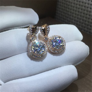 Orecchini Pendenti a Forma di Cuore con Grandi Cristalli per Donne, Eleganti Accessori per Uso Quotidiano e Feste - Product Image 6
