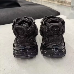 Zapatillas deportivas de lujo de alta calidad con diamantes de diseñador para hombre y mujer, estilo retro con cordones, cómodas y casuales. - Product Image 4