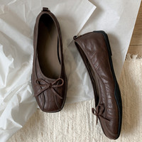 Ballerines pour filles en peau de mouton de haute qualité, style super populaire 2026, à bout rond, avec joli nœud, fabriquées sur mesure