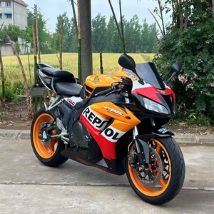 <span class=keywords><strong>Moto</strong></span> Superbike Honda CBR1000RR SC57 Fireblade <span class=keywords><strong>Repsol</strong></span> Livery 998cc, 4 cylindres en ligne, refroidissement par eau, échappement sport modifié - Product Image 1