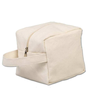 Étui de toilette en toile de différentes formes avec base et fermeture éclair, fabrication sur mesure pour le rangement en voyage et l'utilisation promotionnelle - Product Image 1