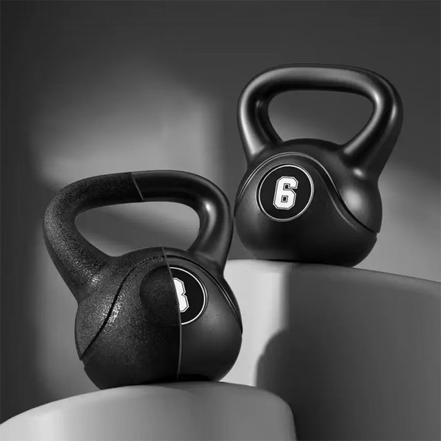 Eco-friendly Vinyl Coated Kettlebell with Anti-slip Ergonomic Curved Handle Pro Fitness Weight for Men & Women Kettlebell