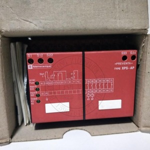 Telemecanique Safety <b>Relay</b> XPSAP5140 24V AC/DC Monitoring Device For Emergency Stop - Product Image 2