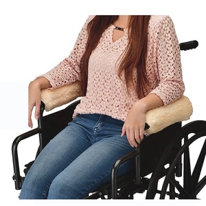 Coussin en polaire pour accoudoir de fauteuil roulant, pour les soins aux personnes âgées, à usage domestique - Product Image 3