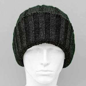 Bonnets personnalisés en gros, bonnet en tricot jacquard avec logo personnalisé, bonnet adulte 100% acrylique, bonnet Y2K unisexe - Product Image 2