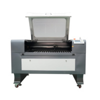 Machine de gravure et de découpe au laser CO2 60-100W 600x900mm avec axe rotatif pour le bois et le papier, refroidissement par eau, haute précision