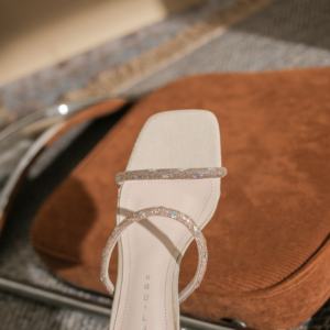 Zapatos de tacón de cuña con punta cuadrada y encaje, de satén con pedrería, ligeros, para mujer, para fiesta de boda, para exterior, invierno, sin cordones - Product Image 6