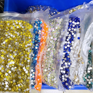 Strass en verre cristal Yantuo non thermocollants en gros, tailles SS6, SS10, SS16, SS20, SS30, SS34, SS40, pierres à dos épais <span class=keywords><strong>pour</strong></span> nail art - Product Image 2