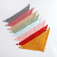 Bavoirs triangulaires en mousseline de coton DJK Premium pour bébé, foulard bandana quatre couches en coton doux, respirant, imperméable et résistant aux taches, couleur unie