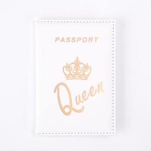 กระเป๋าใส่พาสปอร์ตหนัง PU ลายควีนคิงเลิฟเวอร์ส พร้อมช่องใส่ตั๋วเครื่องบินและบัตรต่างๆ สะดวกต่อการจัดเก็บ - Product Image 2