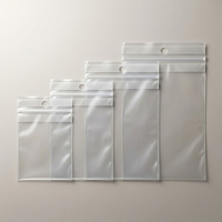 Sac d'emballage en plastique OPP transparent auto-adhésif personnalisé de haute qualité avec trou de suspension pour carte