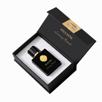 Boîte cadeau rigide en carton recyclable noir sur mesure de luxe, laminage mat, logo en relief fait main, fermeture magnétique, matériaux recyclés