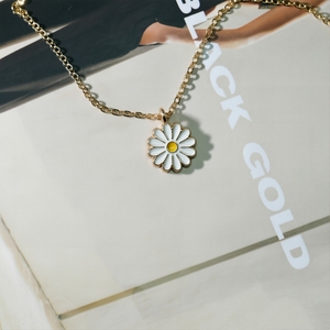 <span class=keywords><strong>Ciondolo</strong></span> a Forma di Cuore con <span class=keywords><strong>Margherita</strong></span> e Sorriso in Smalto Bianco e Rosa, Vendita all'Ingrosso, per Collane e Bracciali - Product Image 3