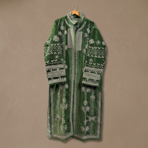 Manteau long en velours vert brodé artisanal de luxe personnalisé, design floral bohème traditionnel ouzbek Suzani, hiver, femme - Product Image 6