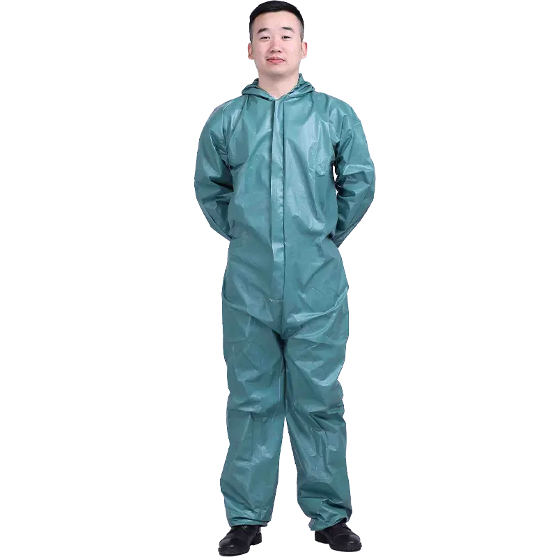 Tipo 5 6 Color blanco Overoles desechables impermeables Ropa Seguridad Hazmat Traje Micro poroso PP PE