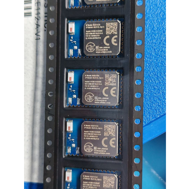Original New BLE112-A-V1 V4.0 Transceiver Module Good Price Integrated Circuits Electronic Components