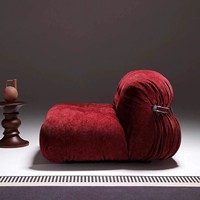 Canapé en forme d'hippopotame avec structure en acier, style moderne minimaliste, revêtement en chenille, rembourrage en mousse haute densité et résiliente, un canapé pour salon