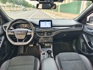 Berline Sportive <span class=keywords><strong>Ford</strong></span> <span class=keywords><strong>Focus</strong></span> 1.5T <span class=keywords><strong>ST</strong></span> Line 2020, Puissance Turbo, Prix Bas, Voiture Familiale Urbaine, Vente en Gros Afrique - Product Image 6