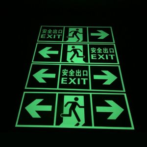 Segnale di Emergenza Verde in PVC Autoilluminante e Durevole, Design Personalizzato per Segnaletica di Sicurezza, Uscita di Emergenza, Passaggio e Ingresso Scala - Product Image 2