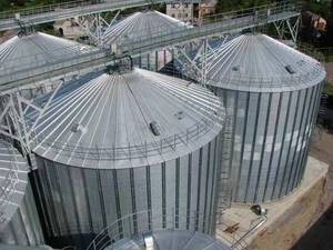 Silo de acero de alta capacidad y que ahorra espacio con fondo tipo tolva para almacenamiento de arroz - Product Image 1
