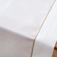 Haute Qualité Mariage Motif De Noël Polyester Moderne Anti Tache Impression Numérique Restaurant Chemin De Table Pour La Fête De Mariage
