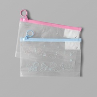 Kunden spezifisch bedruckte Reiß verschluss tasche aus gefroste tem Kunststoff Pull Tab Ring Bag für Make-up Brush Pen Verpackung Clear Frosted Sealed Pouch