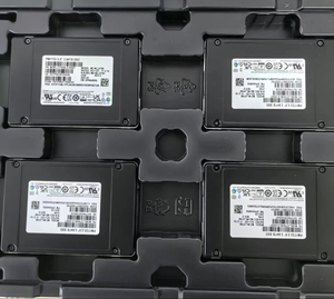 Samsung PM1733 pm171.92 için yepyeni 3.84 TB 7.68T 15.36TB MZWLJ15THALA-00007 TB PCIE X4.0 U.2 NVME SSD Ultra yüksek kapasiteli - Product Image 2