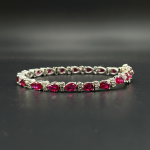 Pulsera de tenis de rubí rosa con corte de pera, de plata 925 y diamantes creados en laboratorio - Product Image 1