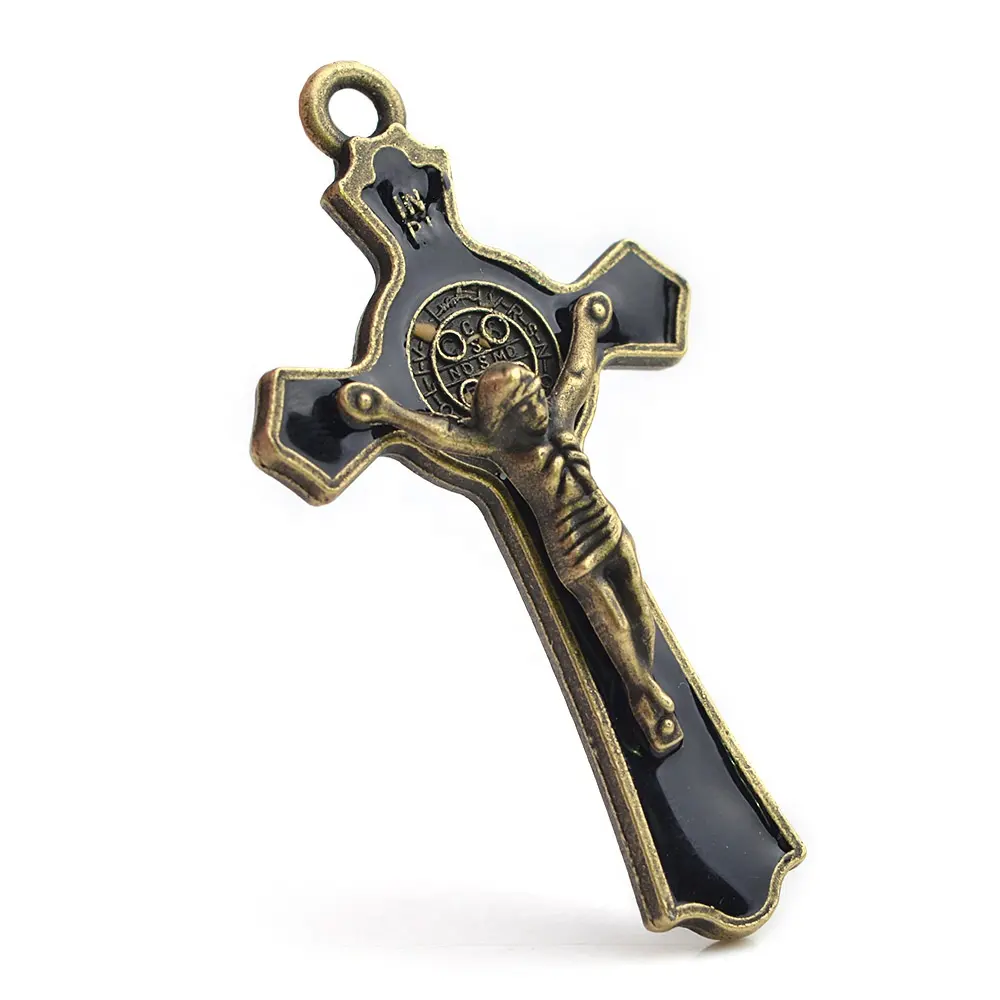 Antikes Gold St Bnedict Metal Cross Anhänger Schwarz Emaille Bronze San Benito Cross Kruzifix für die Rosenkranz herstellung