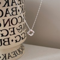 Collier pour femme en argent sterling S925 exquis avec pendentif géométrique et chaîne à maillons