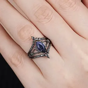 ZhuQian Set di 3 Anelli Gotici Retrò Trendy in Lega Nera con Cristalli Marquise e Zirconia per Donne - Product Image 5