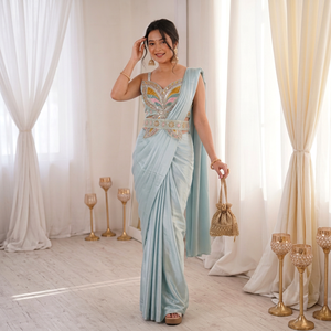 ผ้าส่าหรีสีฟ้าอ่อนแบบเครป ดีไซน์สวยงามหรูหรา พร้อมเสื้อปักลาย สำหรับงานแต่งงาน พร้อมสวมใส่ได้ทันที สำหรับผู้หญิงอินเดียและปากีสถาน - Product Image 1