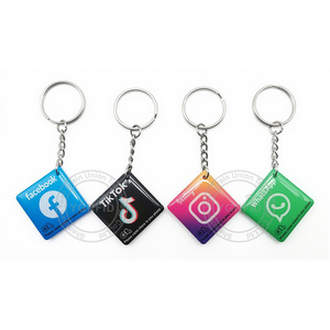 Porte-clés NFC pour les réseaux sociaux, un seul clic pour partager les profils <span class=keywords><strong>TikTok</strong></span>/Instagram/WhatsApp, époxy imperméable, compatible avec iOS et Android - Product Image 2