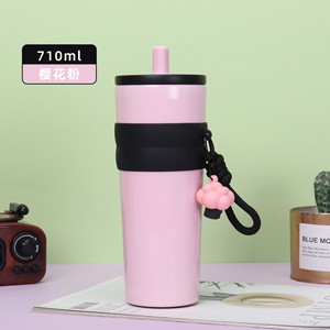 แก้วน้ำสแตนเลสแบบมีหลอดดูดสำหรับเดินทาง ขนาด 710 มล. สีไล่ระดับ พร้อมปลอกซิลิโคนกันลื่น และสายคล้องคอ - Product Image 5